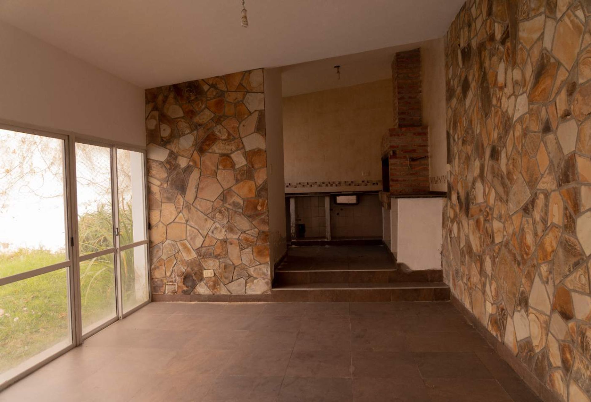 CASA EN VENTA 4 DORMITORIOS ZONA DELMI - foto 18
