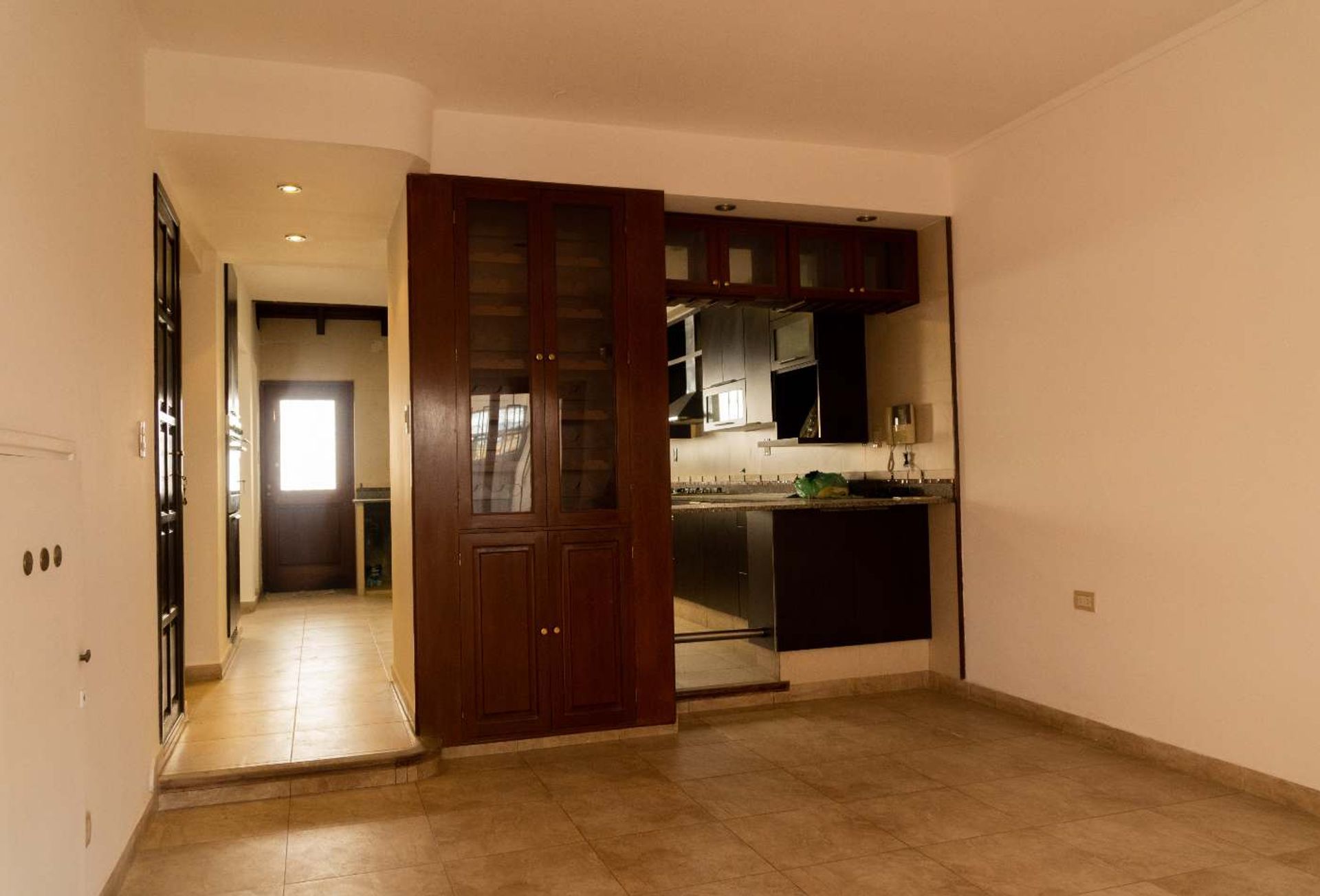 CASA EN VENTA 4 DORMITORIOS ZONA DELMI - foto 3