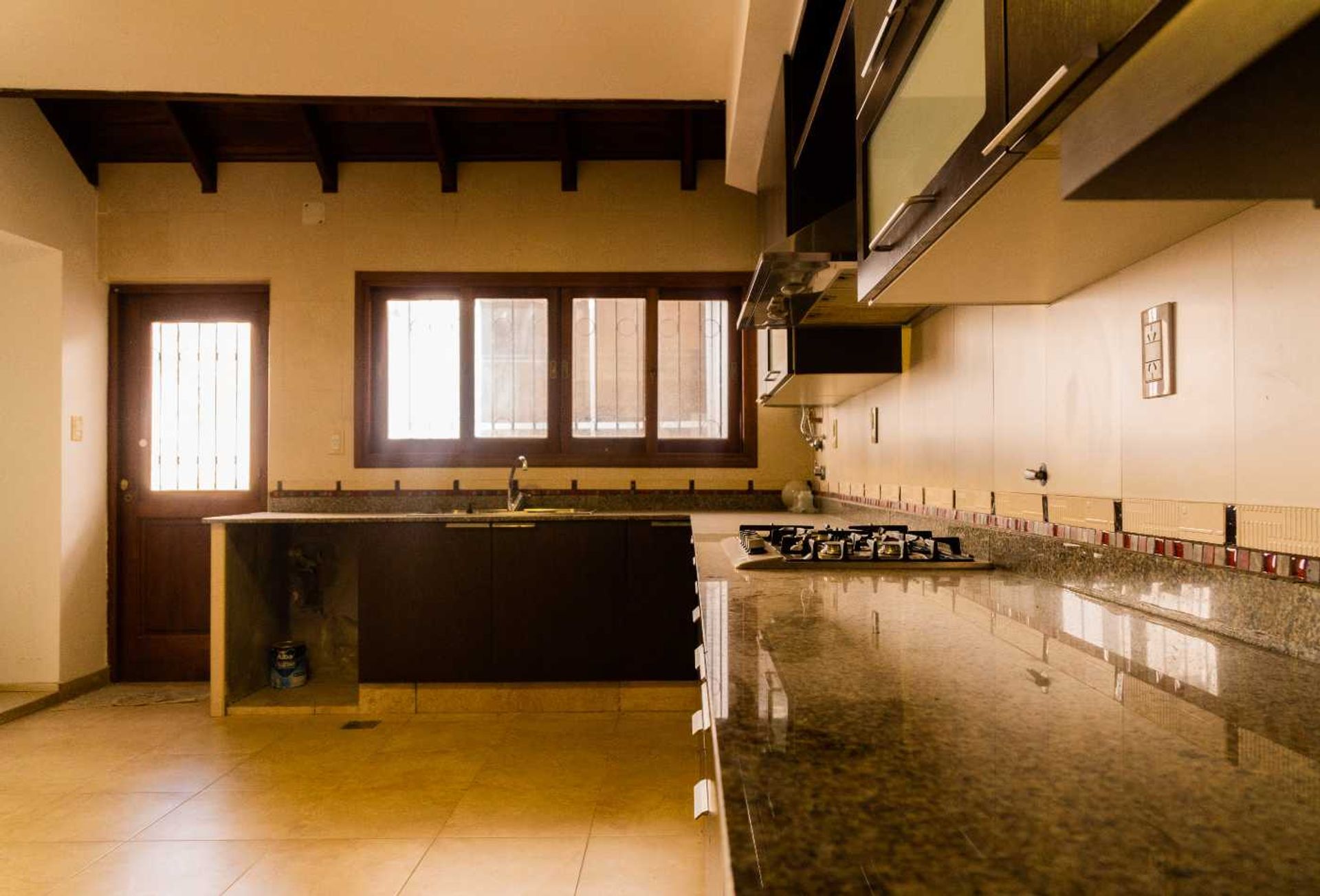 CASA EN VENTA 4 DORMITORIOS ZONA DELMI - foto 6