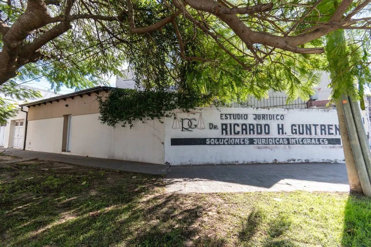 Casa de 7 ambientes en venta en Santa Fe, Avenida General Paz 6000, foto 3