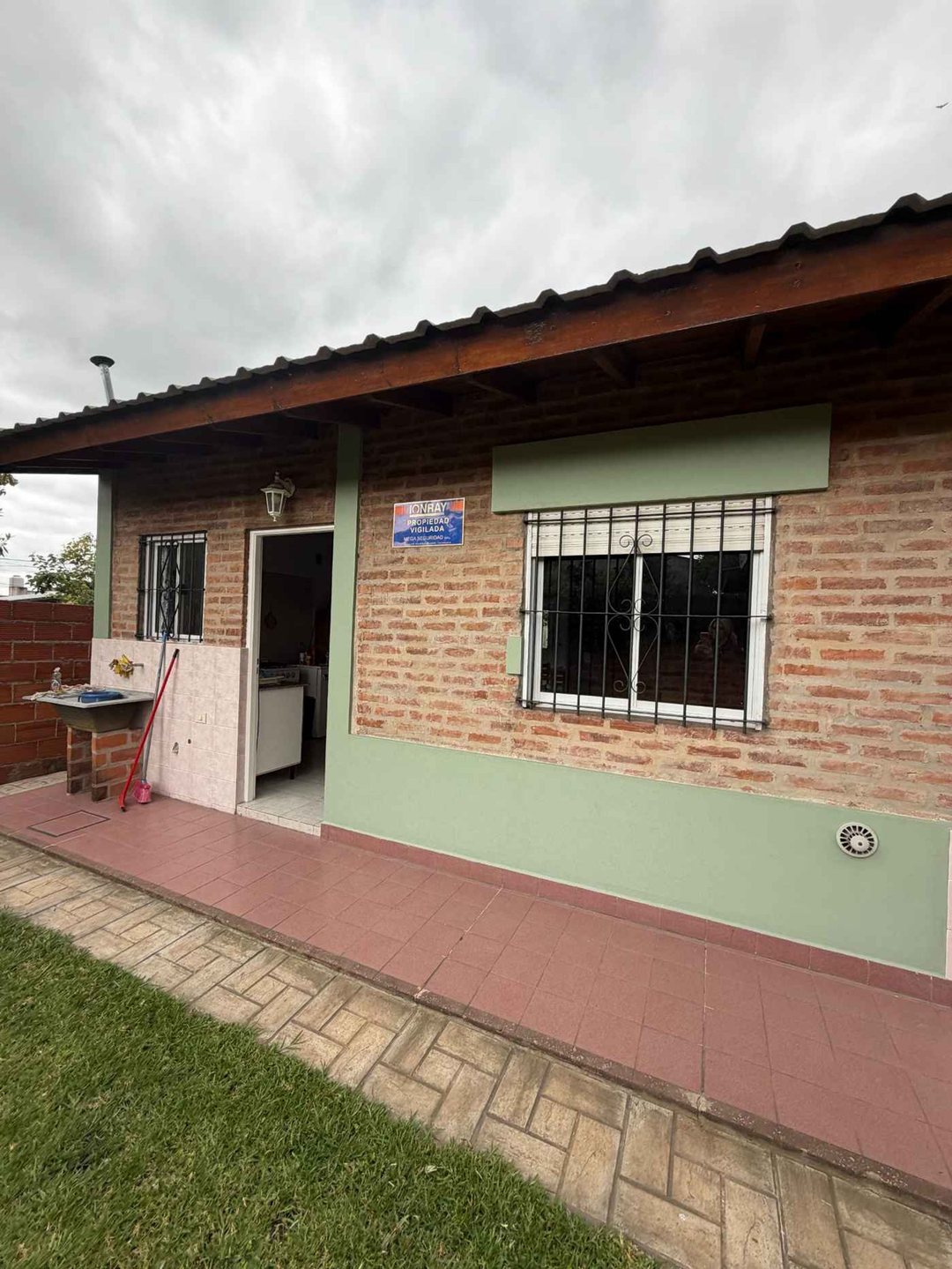 Venta Casa Paso del Rey. Moreno. Excelente estado.