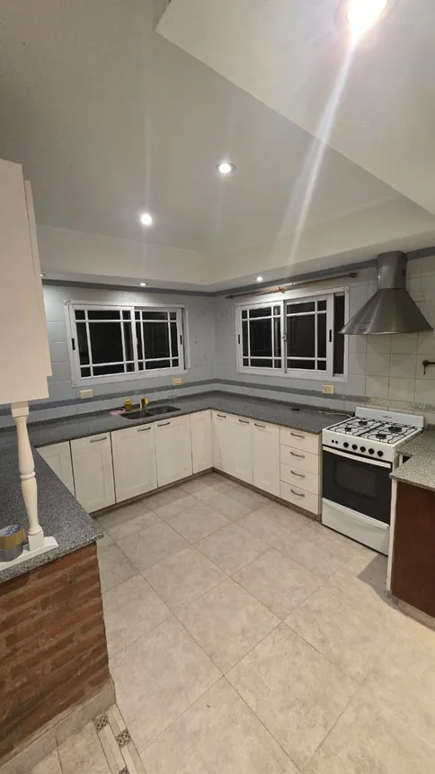 Casa en venta en Garín, foto 5