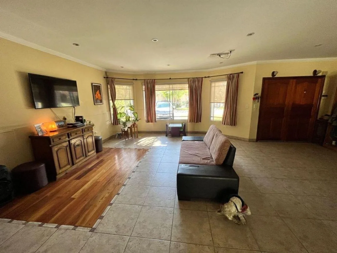 Casa en venta en Garín, foto 3