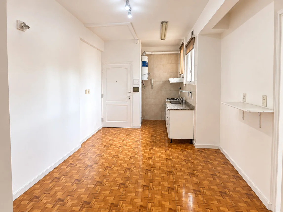 Departamento de 3 ambientes en alquiler en Flores, Caracas 600, foto 4