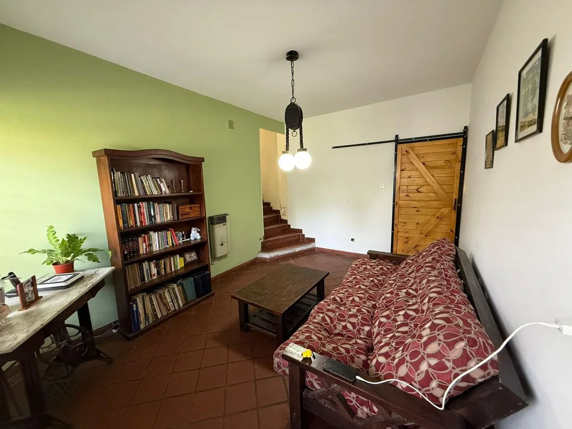 Casa de 5 ambientes en venta en Longchamps, Don Pelayo 700, foto 5