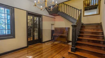 VENTA CASA DUPLEX EN POCITOS 3D+SERV PATIO 3 AUTOS