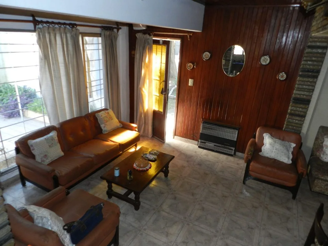 Casa de 4 ambientes en venta en El Palomar, Galan 200, foto 2