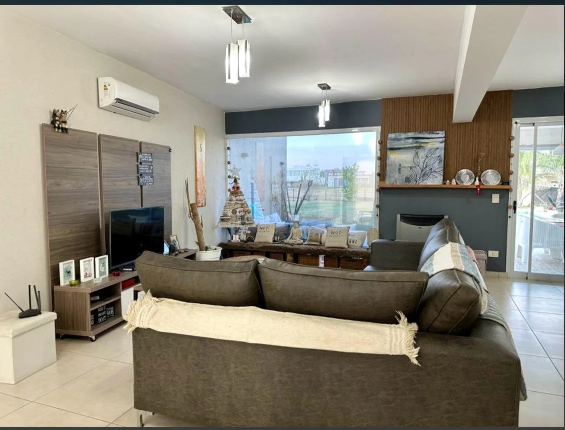 Casa de 4 ambientes en venta en Canning, Juana de Arco 3200, foto 3