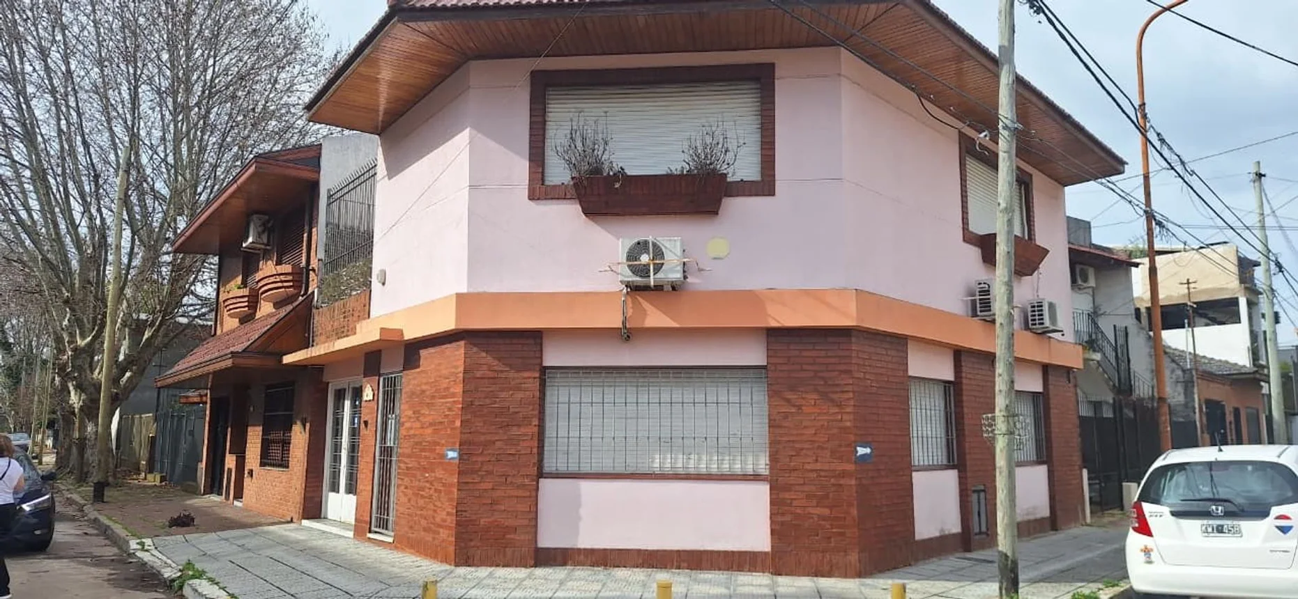 Casa de 3 ambientes en venta en Bernal Oeste, Coronel de Pinedo 0