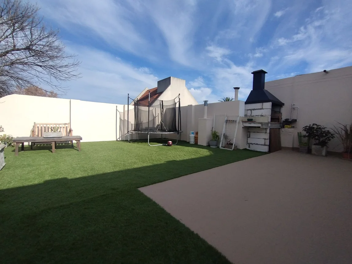 PH de 3 ambientes en venta en Monte Castro, Santo Tomé 5500