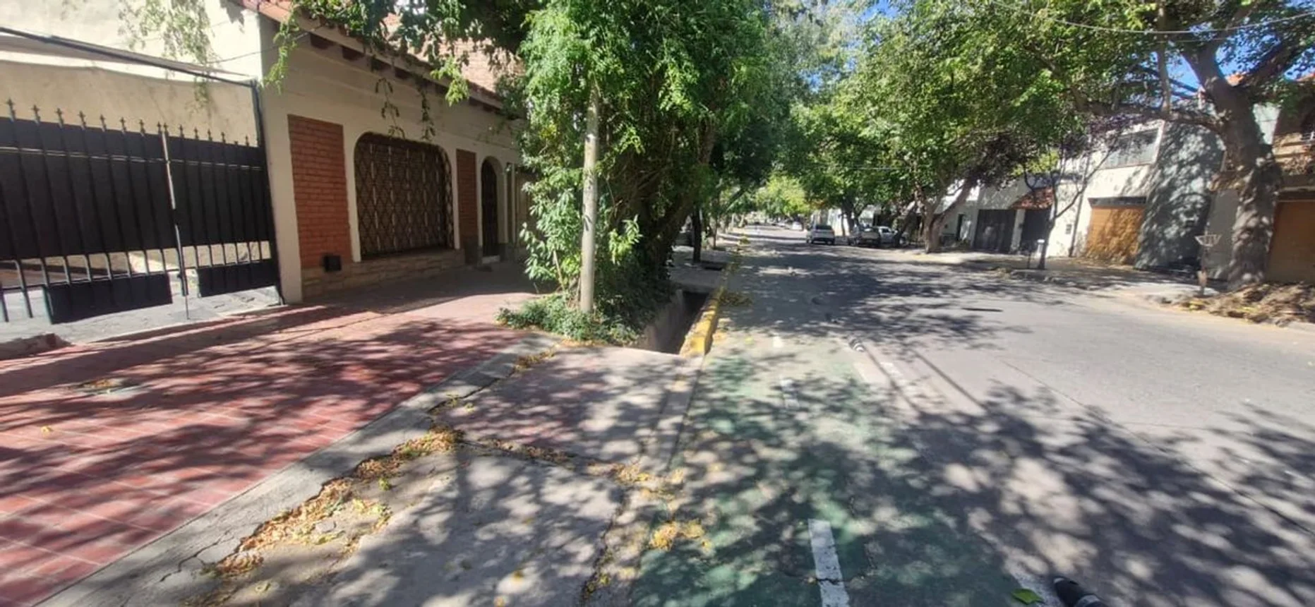 Casa en venta en Mendoza, foto 2