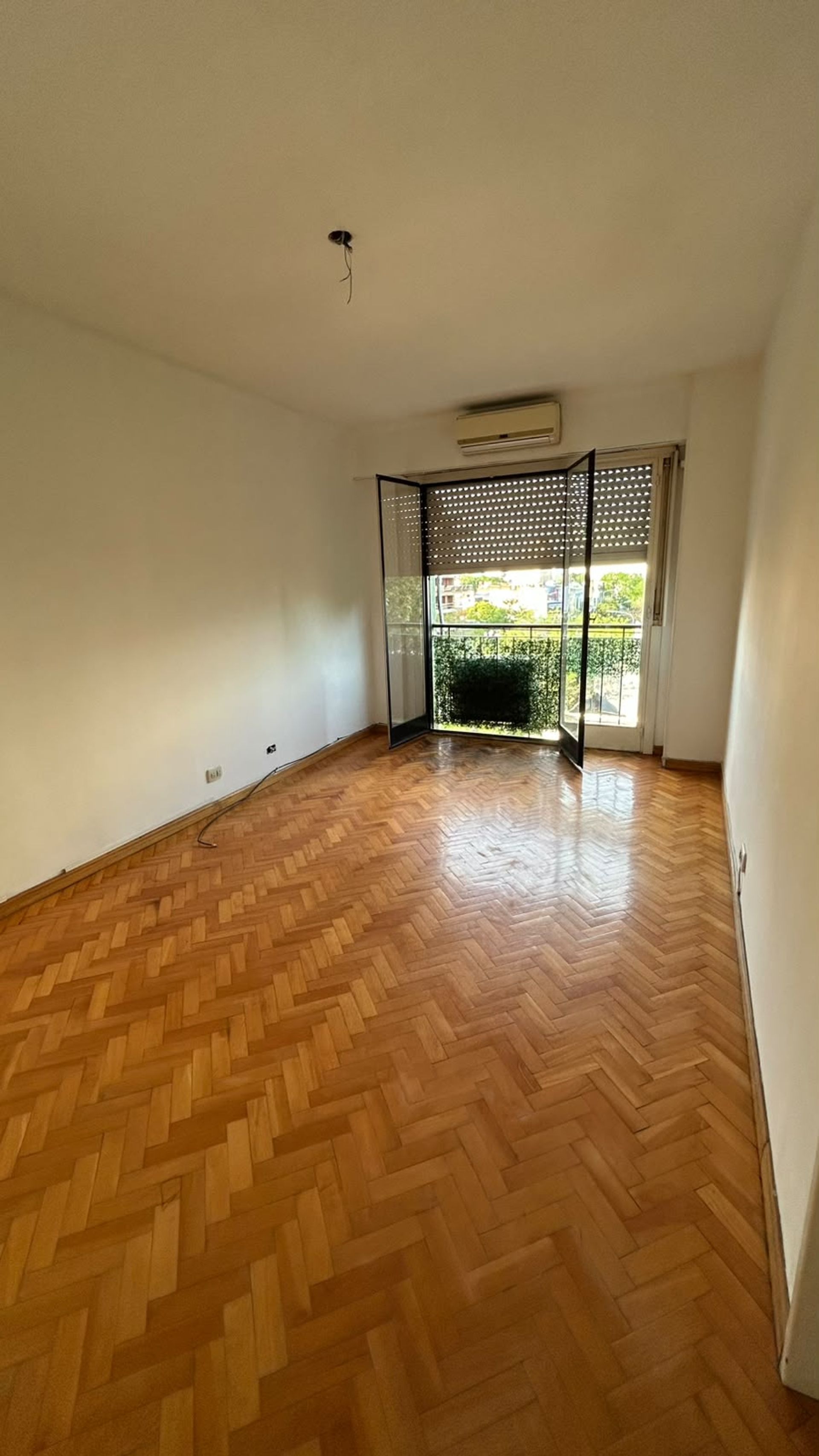 Departamento en Avenida Rivadavia 8300