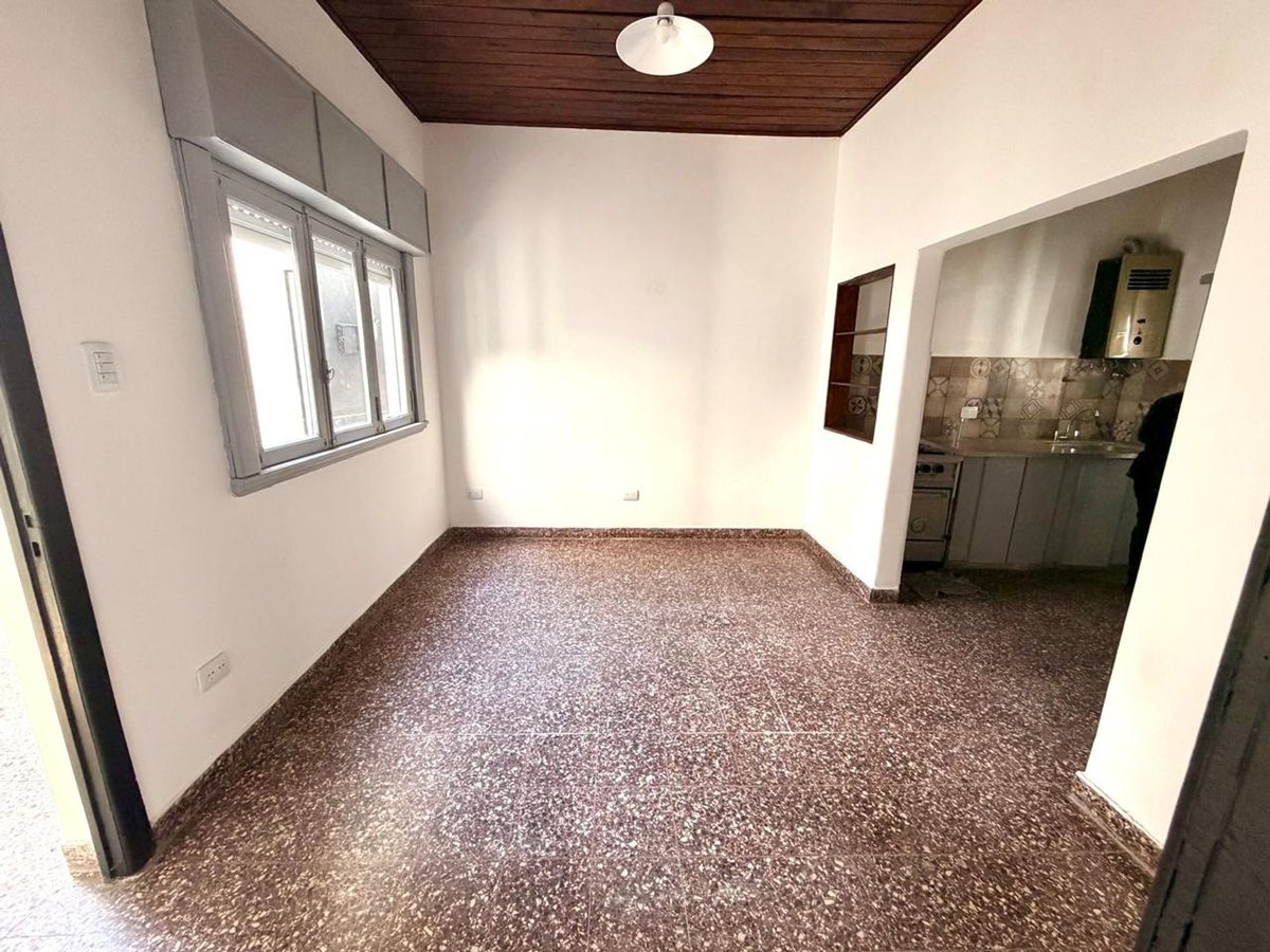 Foto 7 — VENTA PH 3 AMBIENTES. TACUARI N 86, BERNAL ESTE.