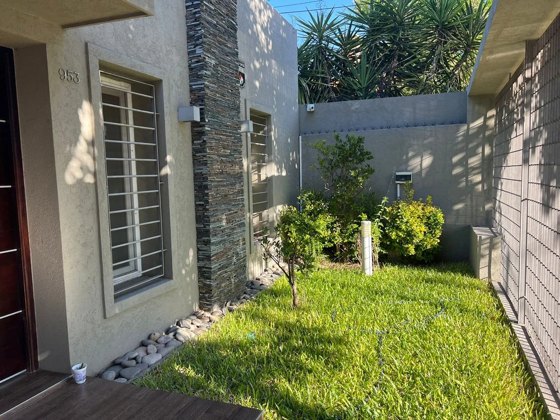 PH de 5 ambientes en venta en Castelar, Arrecifes 900, foto 2