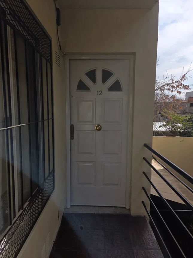 Departamento de 2 ambientes en alquiler en Morón, 25 de Mayo 1000