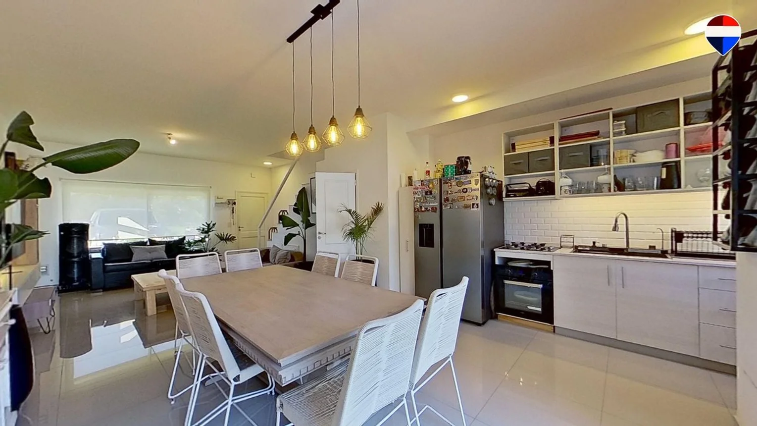 Casa tríplex en venta en Pilar, foto 4