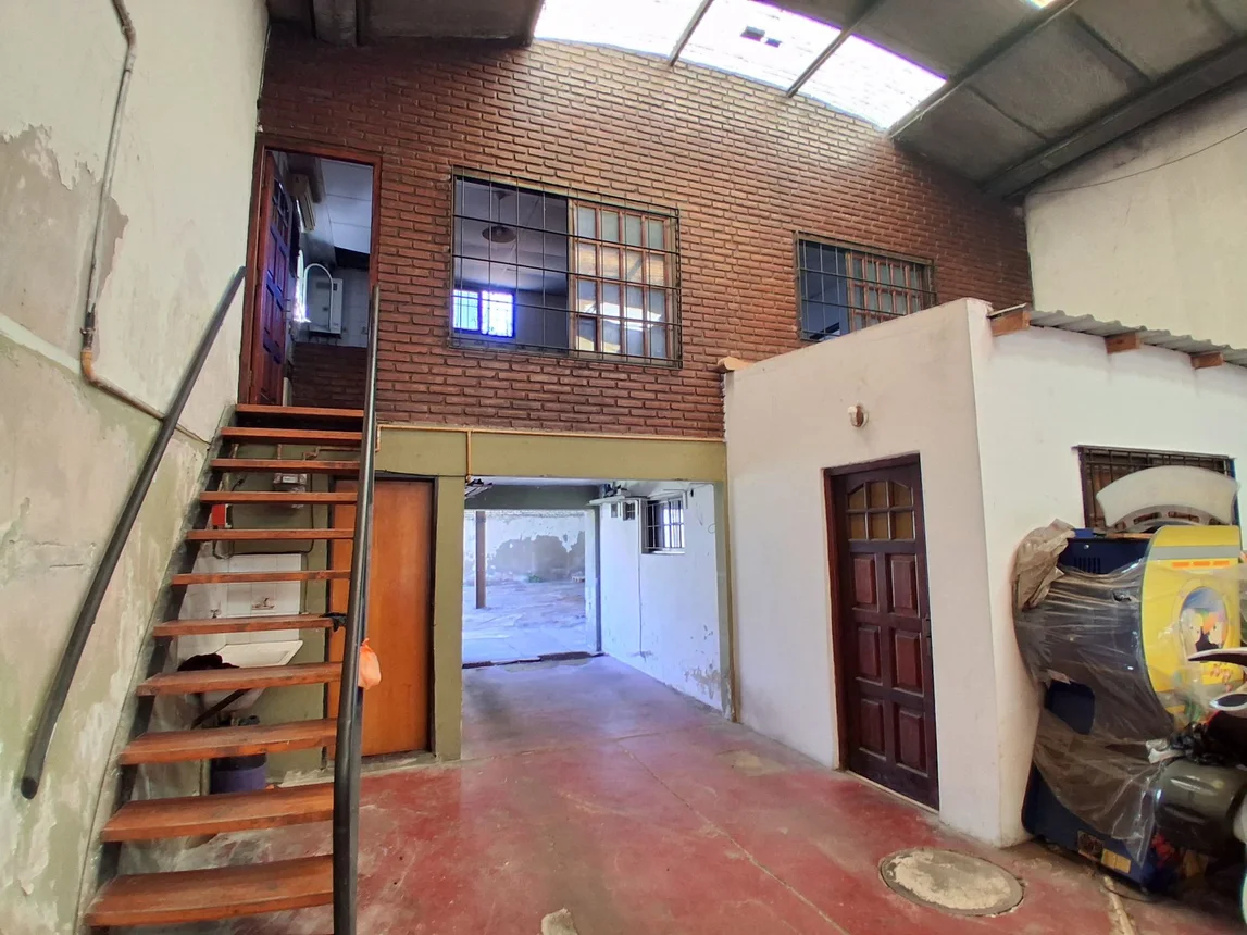 Casa de 6 ambientes en venta en Avellaneda, Italia 200, foto 5
