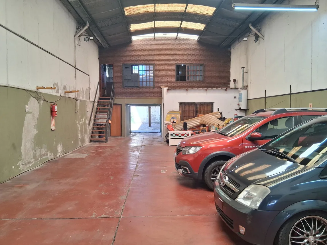 Casa de 6 ambientes en venta en Avellaneda, Italia 200, foto 2