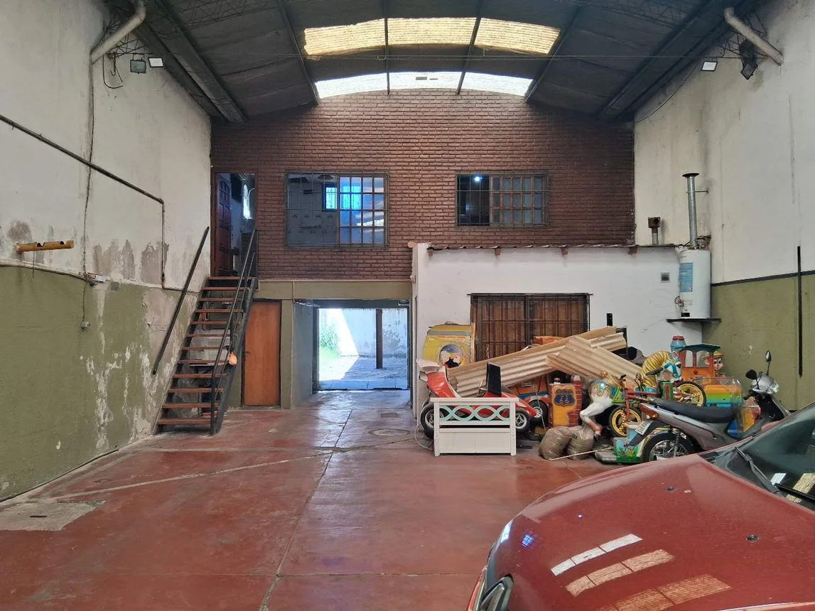 Casa de 6 ambientes en venta en Avellaneda, Italia 200, foto 4