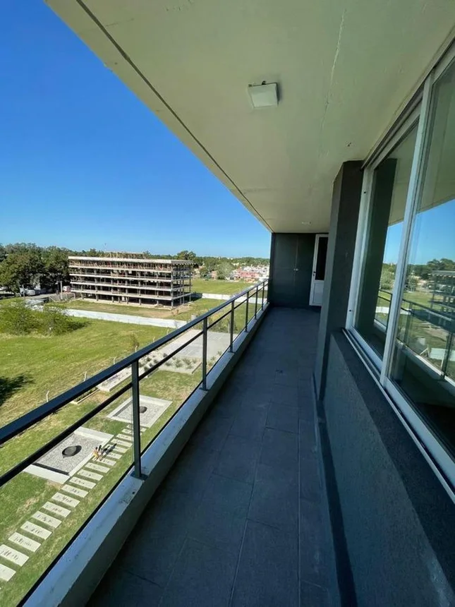 Departamento de 4 ambientes en alquiler en Rosario, Alippi 9200, foto 3