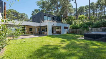 Se vende casa en complejo privado -Punta Ballena