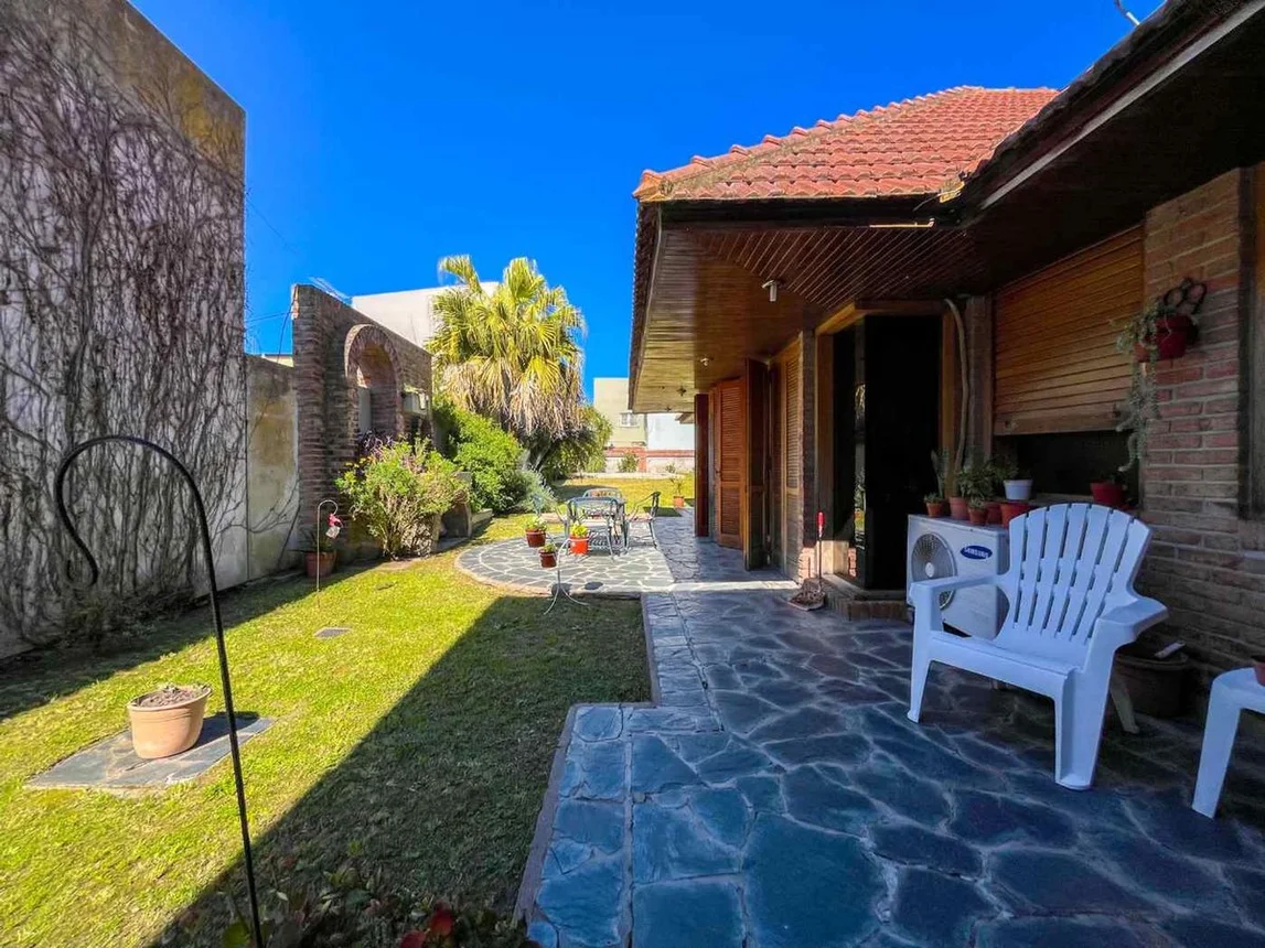 Casa de 4 ambientes en venta en La Plata, Avenida 66 Entre 10 y 11 700, foto 4