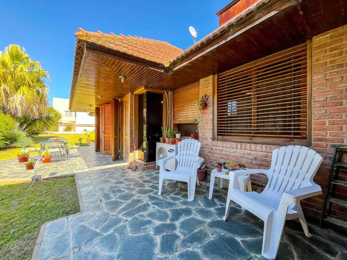 Casa de 4 ambientes en venta en La Plata, Avenida 66 Entre 10 y 11 700, foto 3