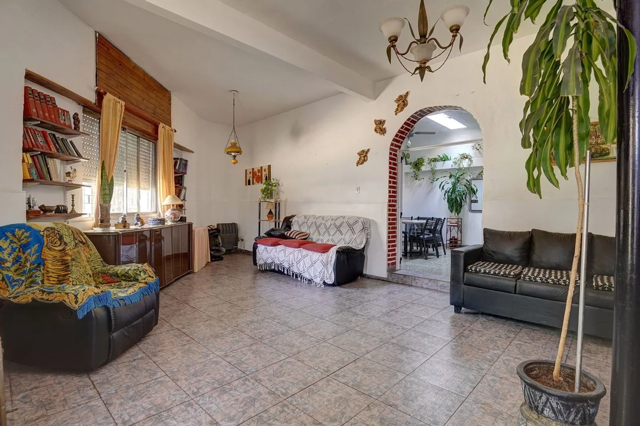 Casa de 6 ambientes en venta en Floresta, Doctor Luis Beláustegui 4000, foto 4