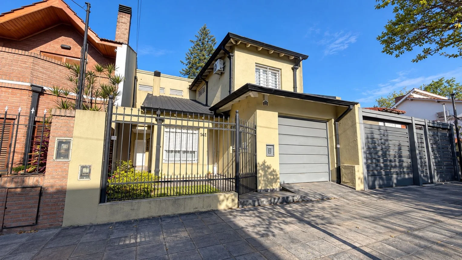 Casa de 5 ambientes en venta en Lomas de Zamora, General Arenales 100, foto 2