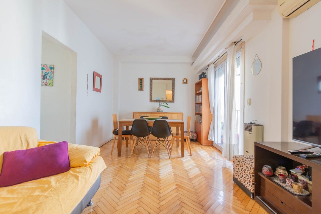 VENTA 3 AMBIENTES 2 BALCONES BALVANERA