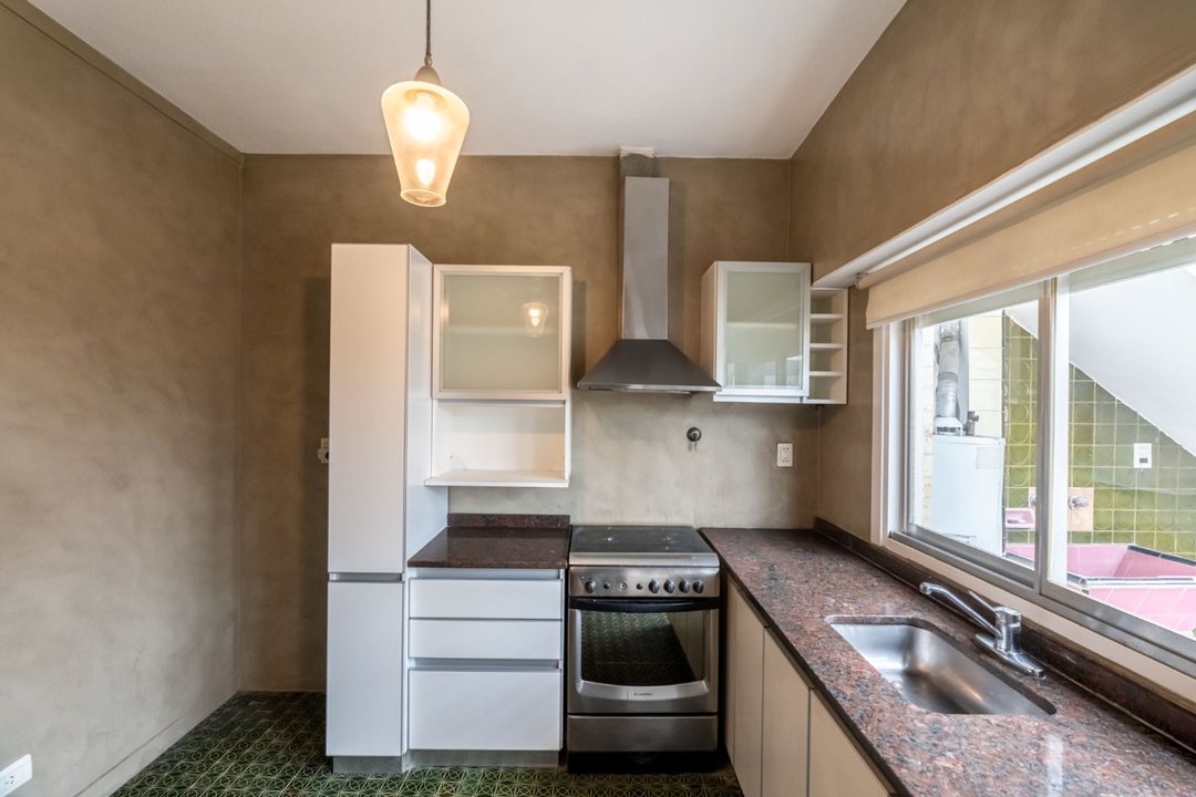 VENTA PH 3 AMB PATIO Y TERRAZA WILDE CENTRO