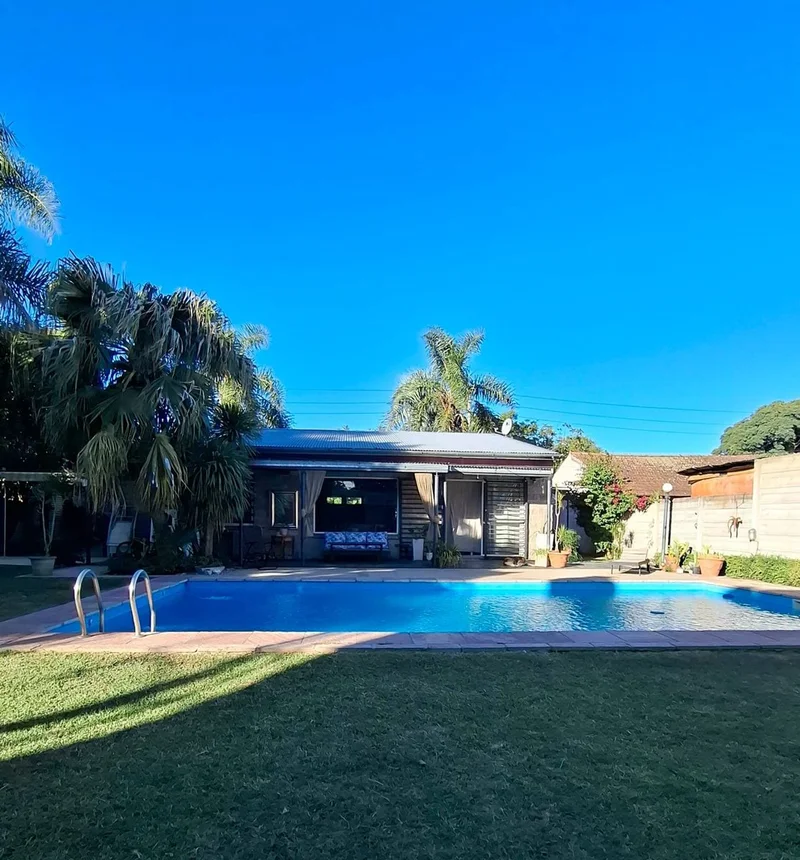 Casa en venta en El Talar, Bolivia 400