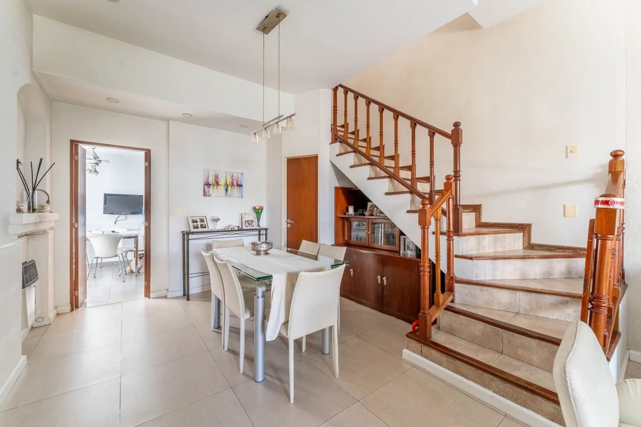 Casa de 7 ambientes en venta en Villa Pueyrredón, Habana 2900