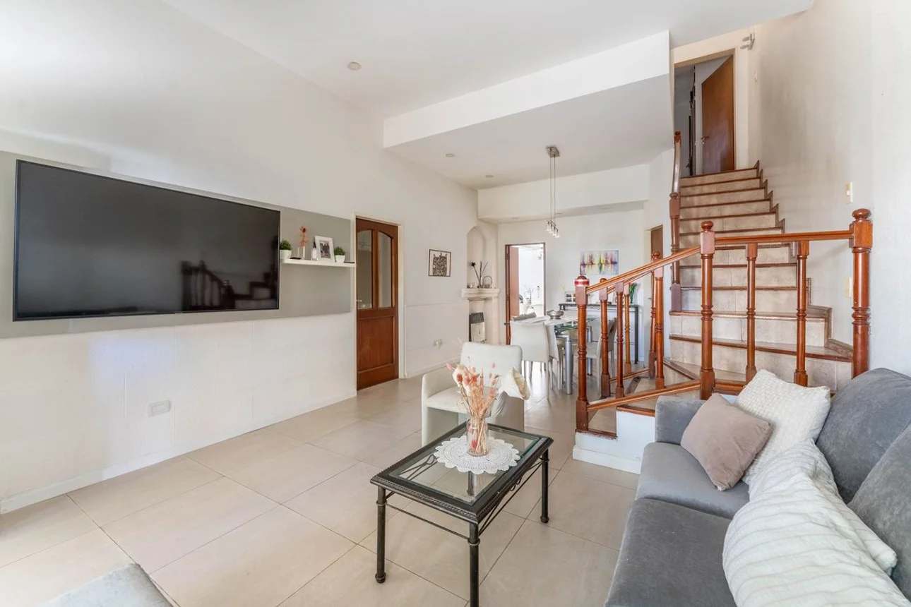 Casa de 7 ambientes en venta en Villa Pueyrredón, Habana 2900, foto 3