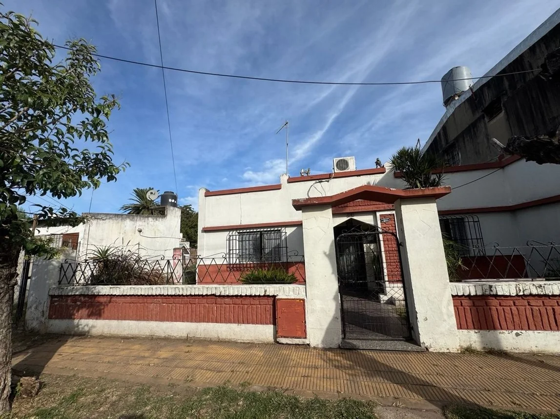 Casa en venta en Florencio Varela