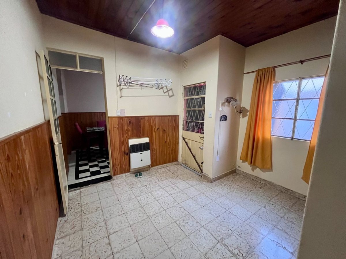 Foto 7 — CASA EN VENTA EN ROJAS CON PATIO