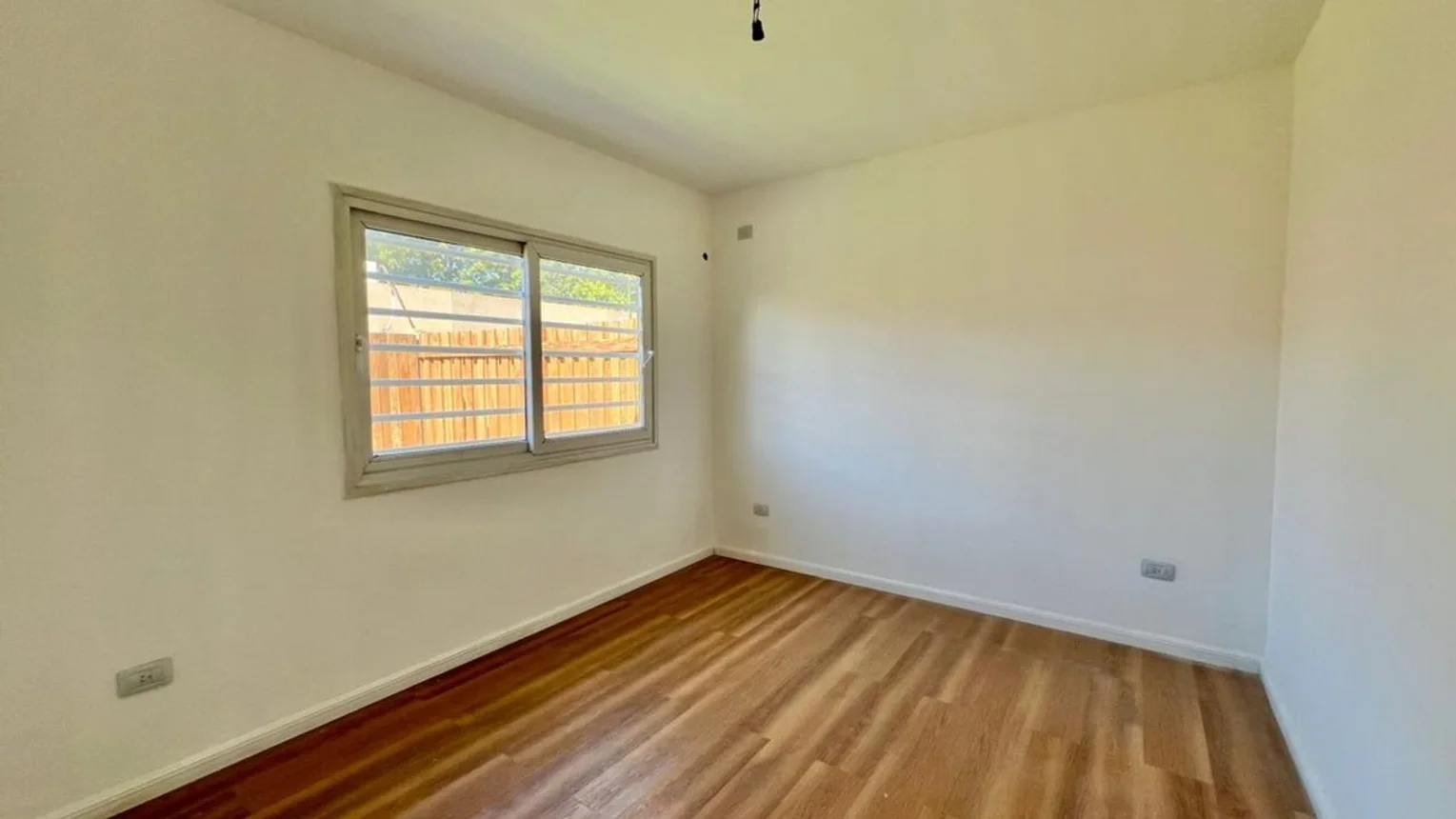 Venta PH 3 ambientes con jardin malvinas green, foto 4