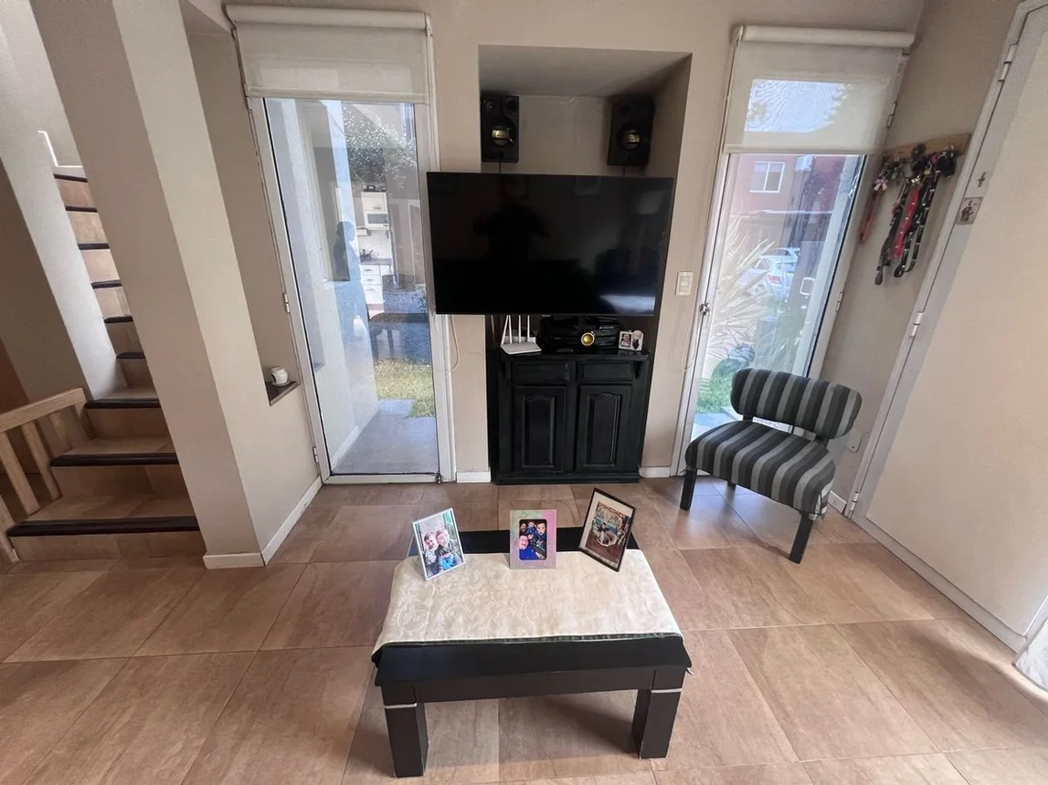 Casa en venta en Manuel Alberti, foto 2