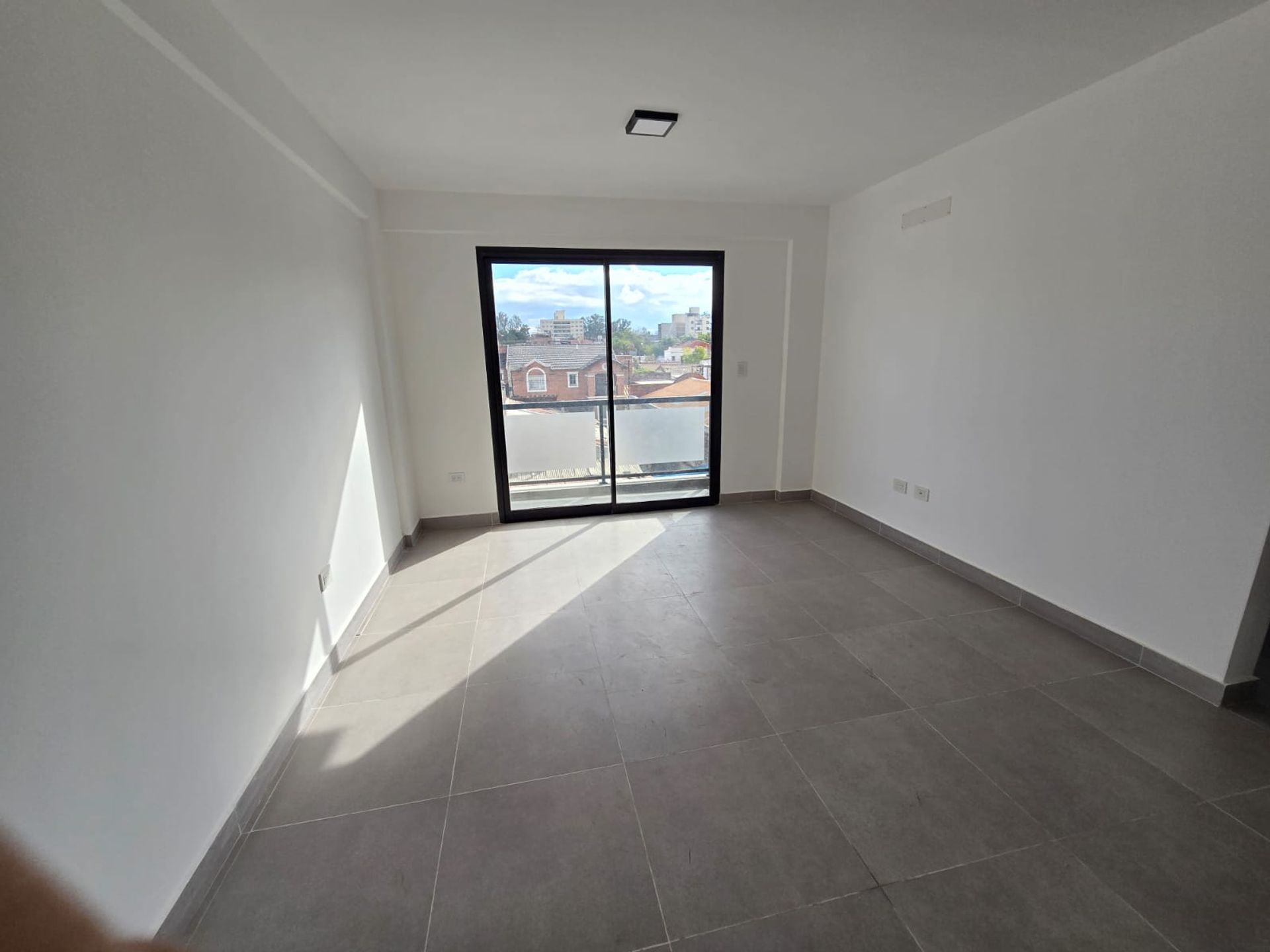 DEPARTAMENTO VENTA MACROCENTRO A ESTRENAR - foto 4