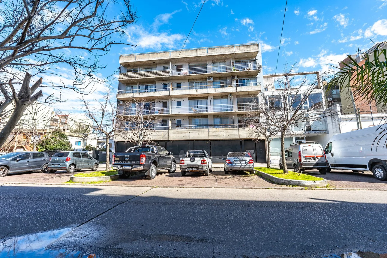 Departamento de 2 ambientes en venta en Tigre, Sáenz Peña 1200