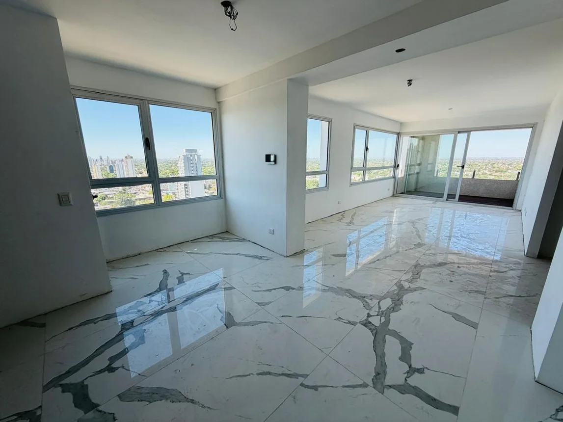Departamento de 4 ambientes en venta en Lomas de Zamora, Avenida Meeks 300, foto 2