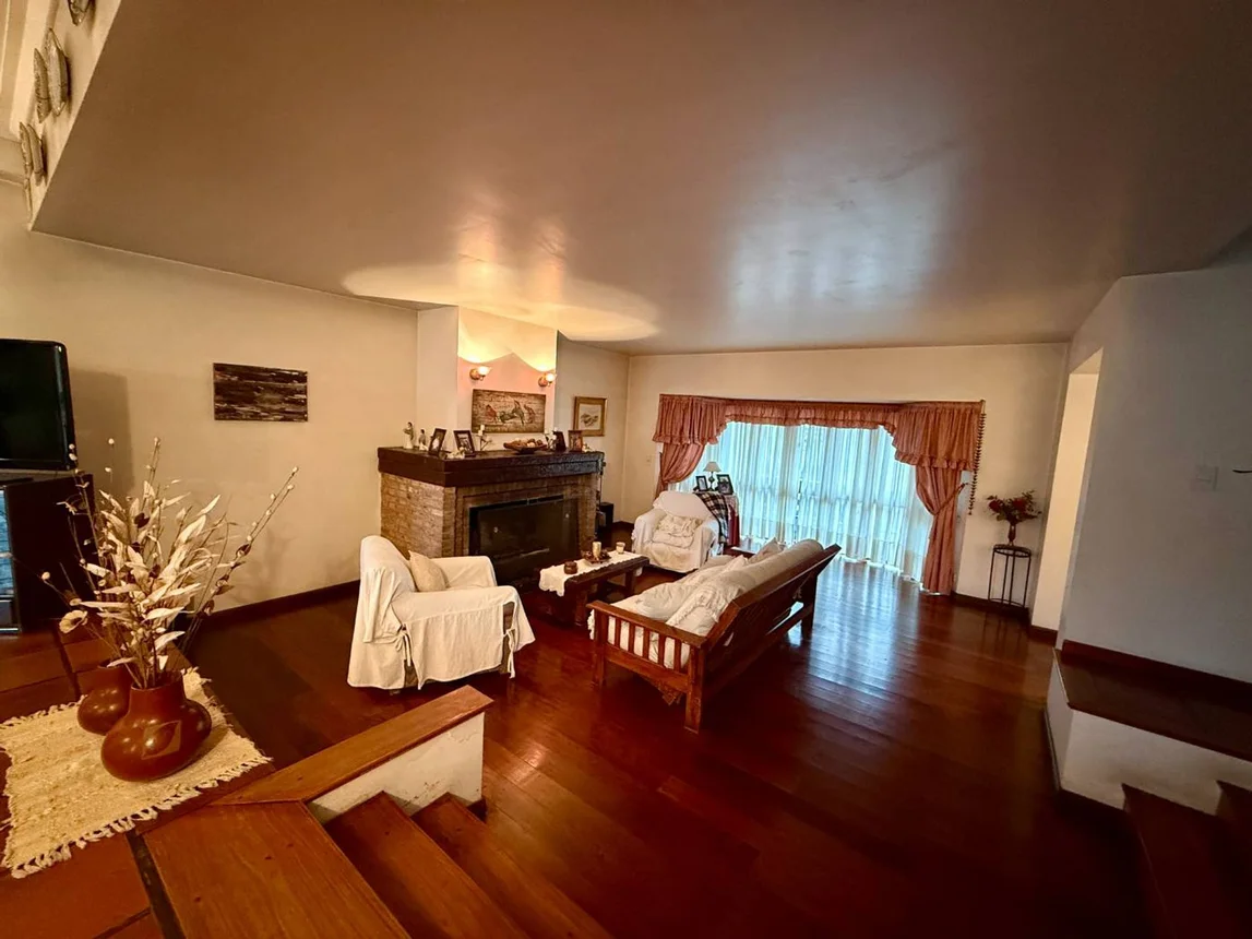 Casa en venta en Quilmes, foto 5