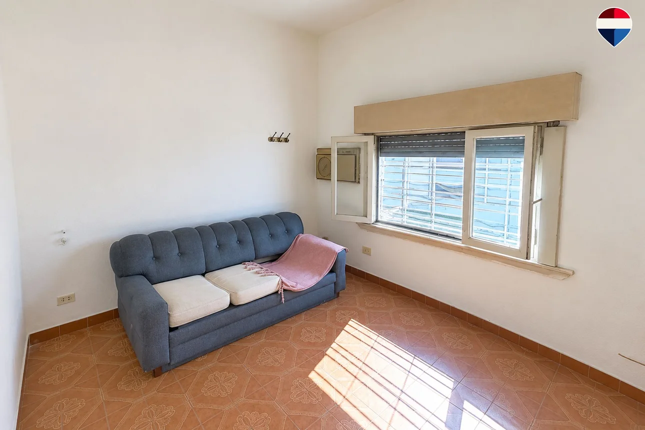 Casa de 4 ambientes en venta en Remedios de Escalada, Quirno Costa 1400, foto 5