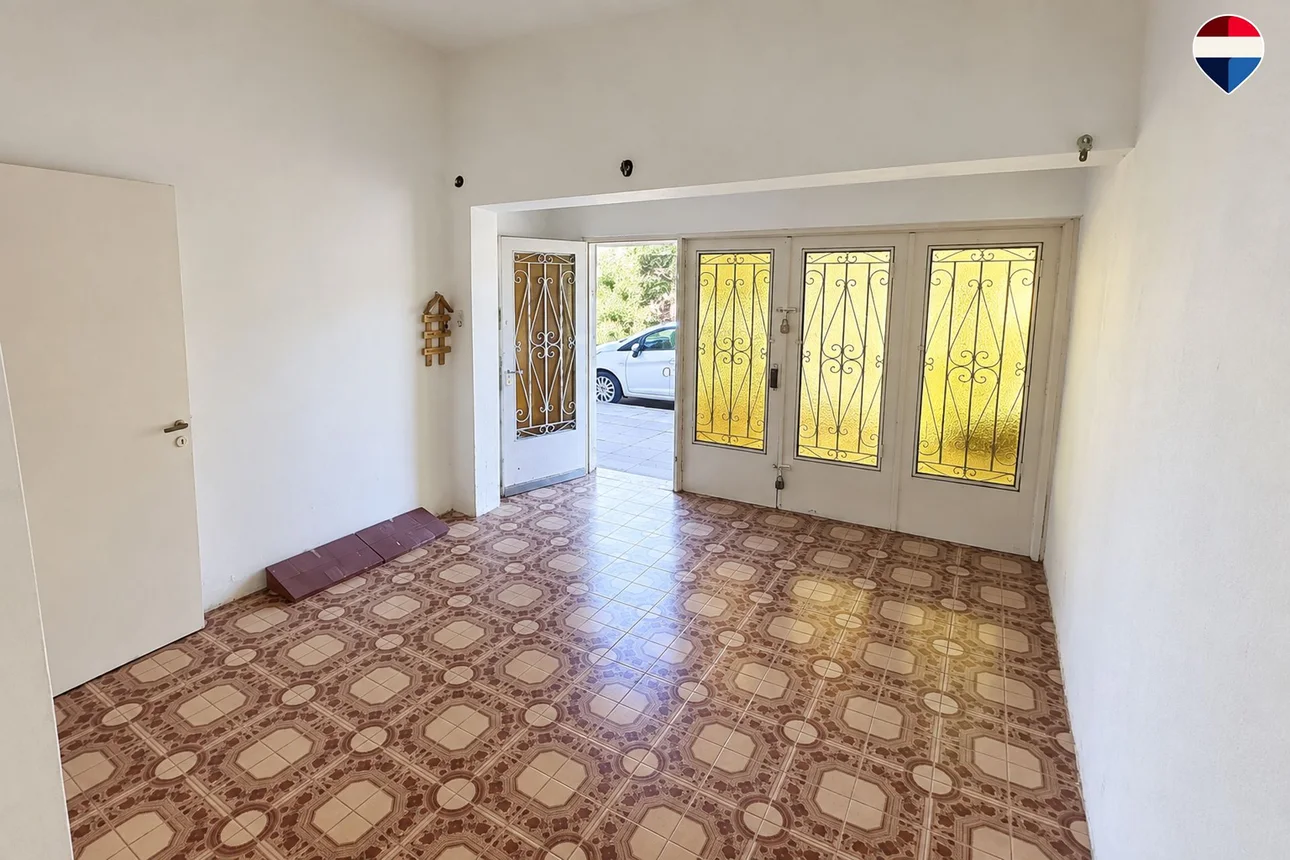 Casa de 4 ambientes en venta en Remedios de Escalada, Quirno Costa 1400, foto 2