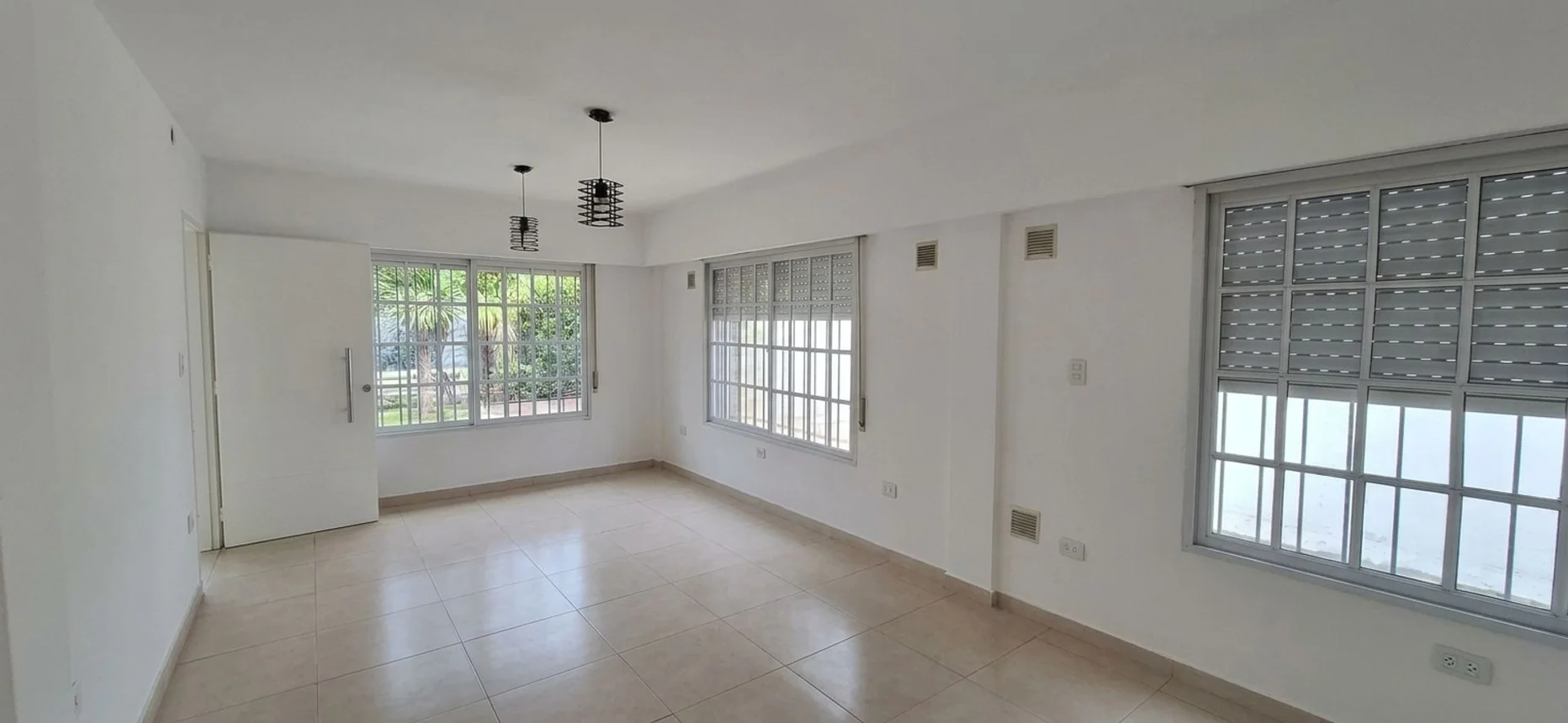 Casa en venta en Ezpeleta Oeste, foto 2