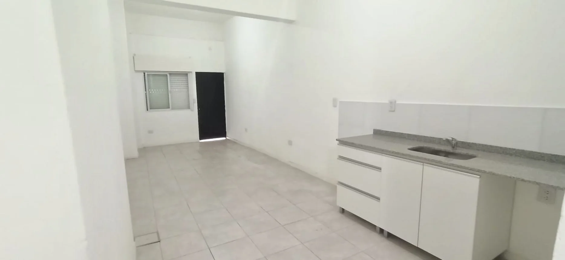 PH de 2 ambientes en venta en Valentín Alsina, Avenida Remedios de Escalada de San Martin 3000