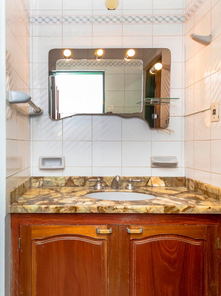 CASA 5 DORMITORIOS VENTA ZONA MACROCENTRO - foto 19
