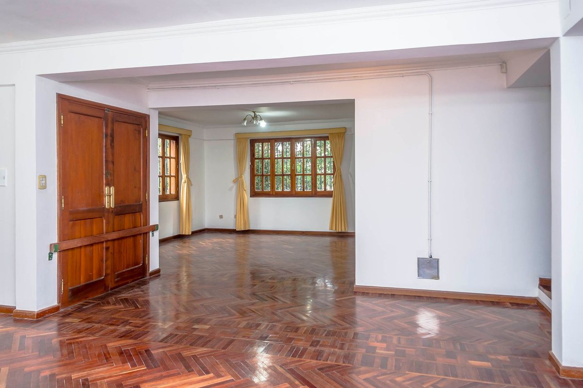 CASA 5 DORMITORIOS VENTA ZONA MACROCENTRO - foto 7