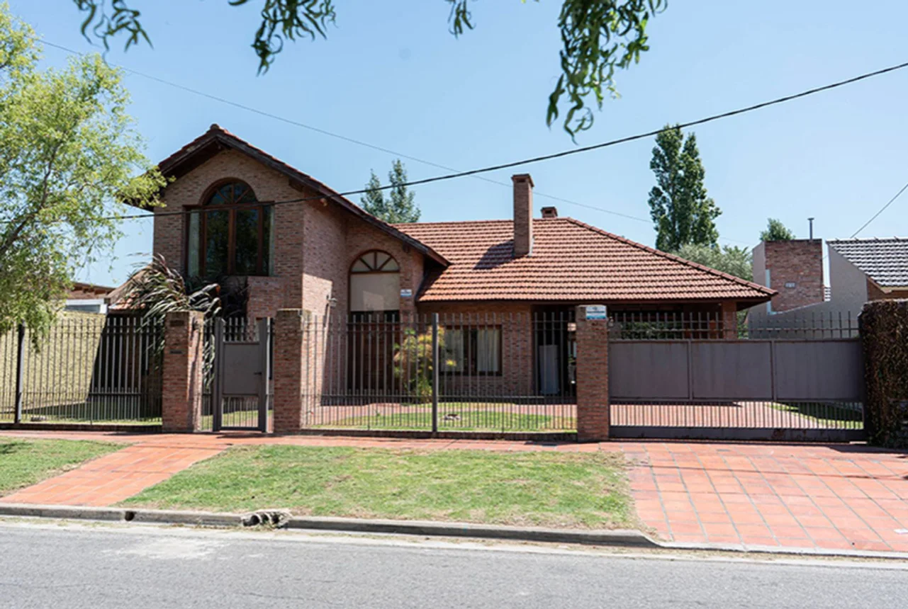 Casa en venta en Manuel B. Gonnet, Calle 484 Entre 23 y 24 2800
