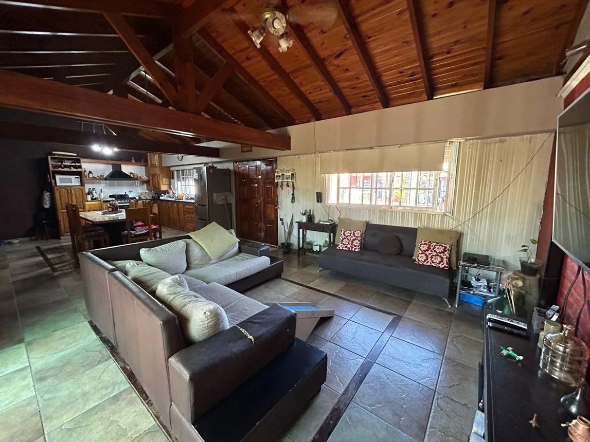 Casa en venta en Ituzaingó, foto 2